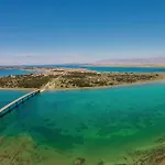 Apartment Pet Friendly In With House Sea View Vir