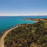 Apartment Pet Friendly In With House Sea View