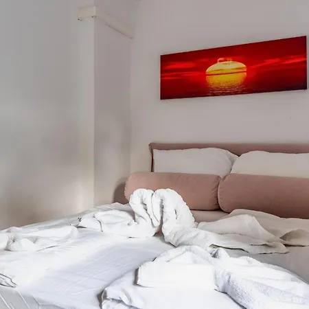 2 Bedroom Awesome In *